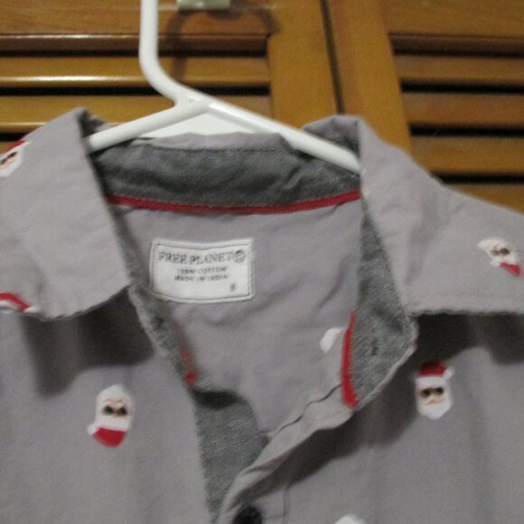 Free Planet boys Christmas button down shirt, Santa wearing sunglasses size 8 - Picture 3 of 7